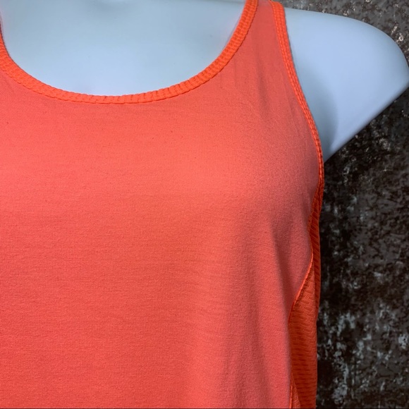 Under Armour Coral Tank - Picture 3 of 7